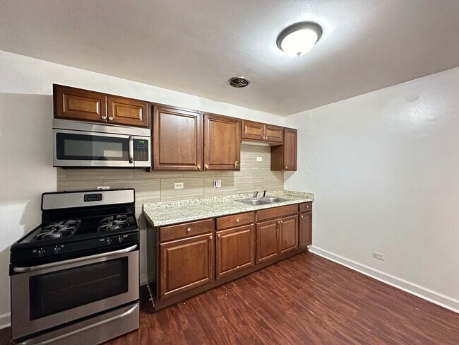 Foto del edificio - 2942 W Montrose Ave