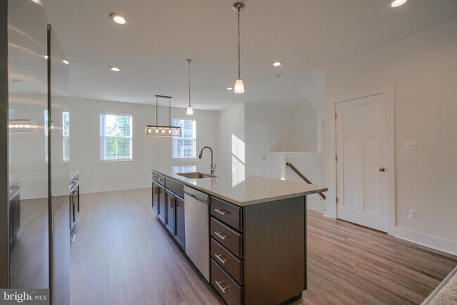 Foto del edificio - 617 Snapdragon Ct