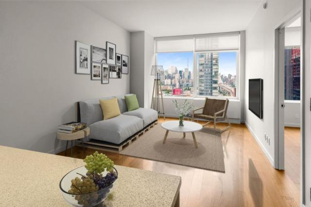 Foto principal - 1 bedroom in LONG ISLAND CITY NY 11101