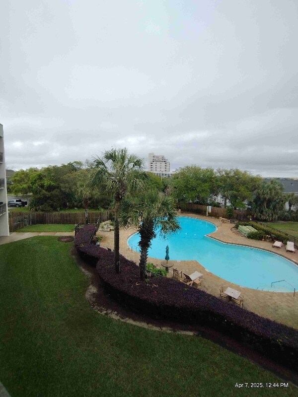 Building Photo - 214 Miracle Strip Pkwy SW