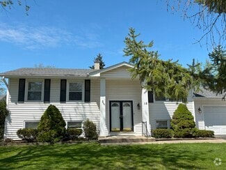 18 Marquette Pl