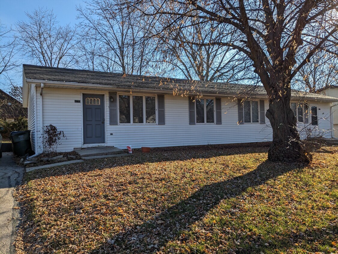 Primary Photo - 1777 New St