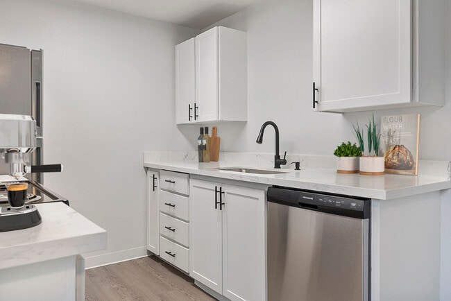 Building Photo - The Landing Apartments