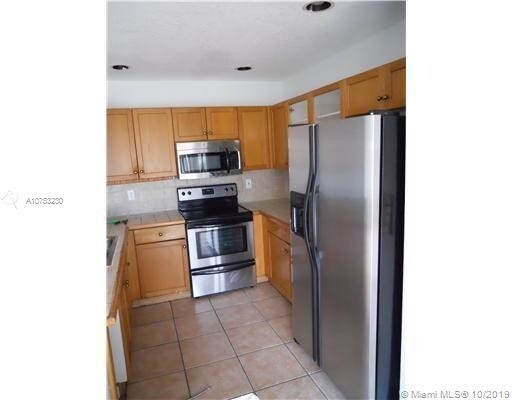 Primary Photo - 20845 NW 4 St