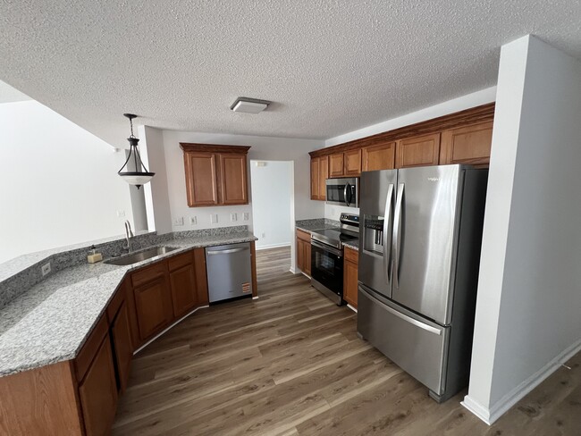 Building Photo - 5343 Tidewater Dr