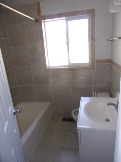 Building Photo - Single Family Home - Colorado Blvd & Yale ...