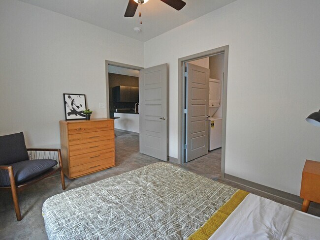Foto del edificio - Trail's Bend Apartments