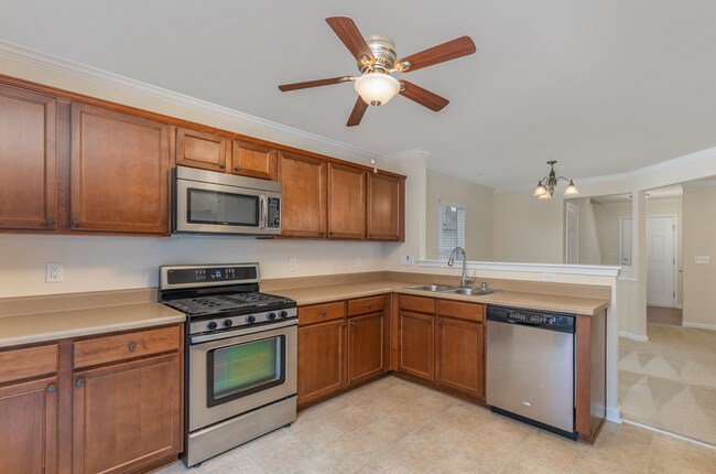 Building Photo - Charming 3-Bedroom Knightdale Home w/ Spac...