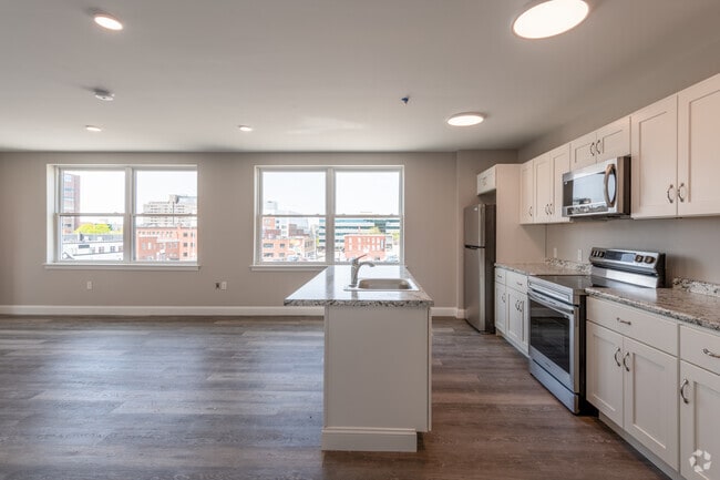 1BR, 1BA - Residences at 530 and 540 Chestnut