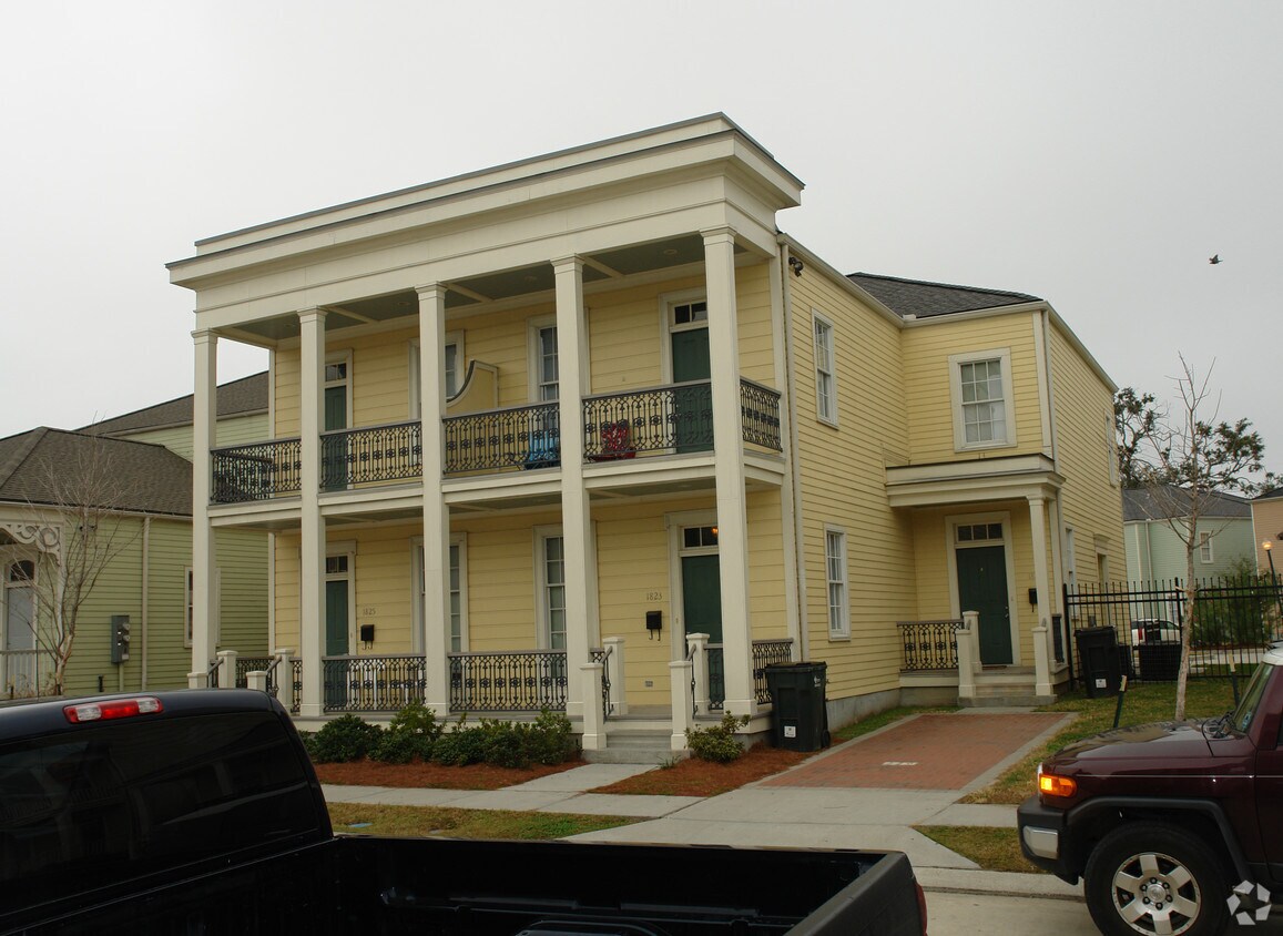 1821 Chippewa St Park, New Orleans, LA 70130 1821 Chippewa St Park