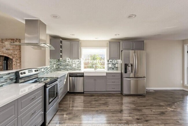 Foto del edificio - Updated Three Bedroom Gem in Wilsonville!