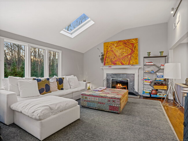 Foto del edificio - 10 Tupelo Rd