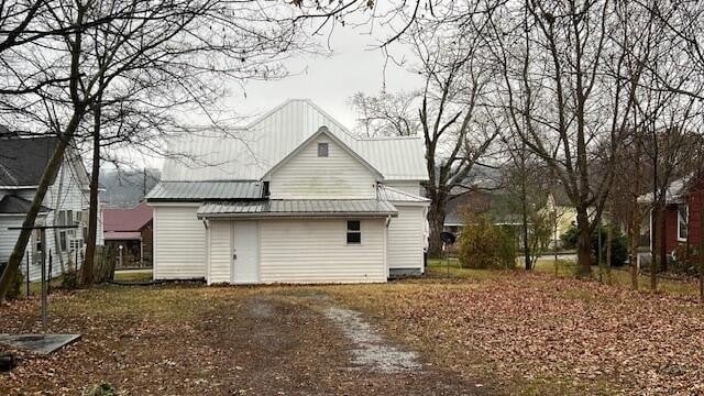 Building Photo - 222 Ohio Ave