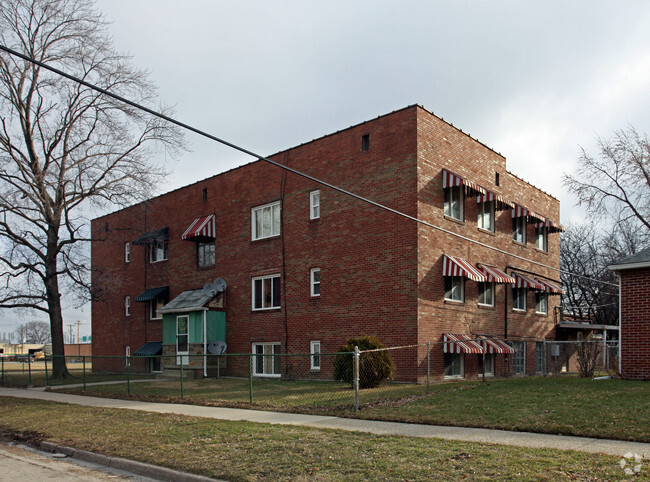 Building Photo - 1204 E Manhattan Ave