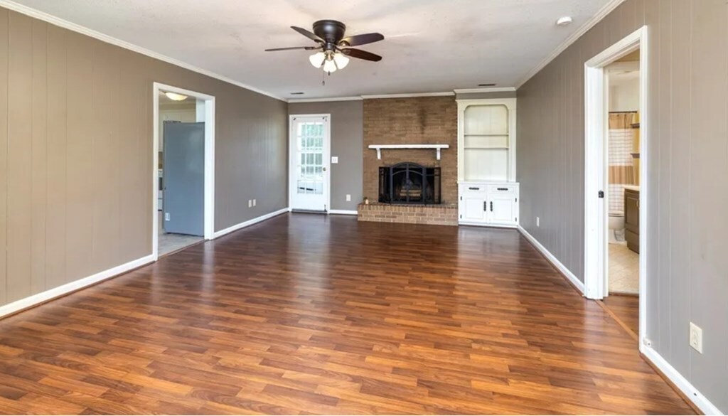 Foto del edificio - 1050 Dover Cir