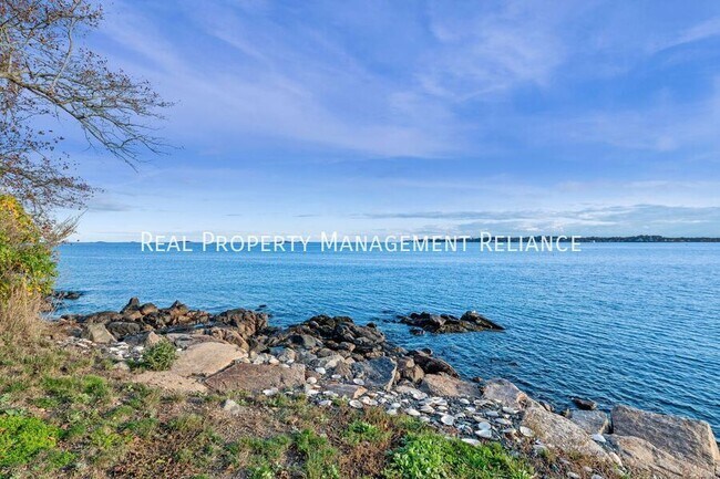 Foto del edificio - 19 Bayview Ave