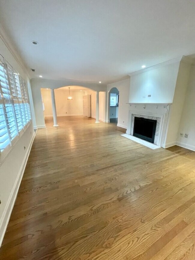 Foto del edificio - Pristine Cotswold Ranch for Lease!