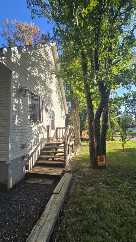 Building Photo - 14742 MacArthur Dr