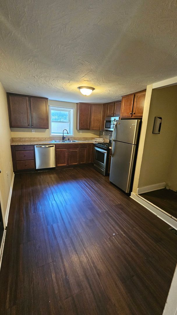 Foto del edificio - Coming Soon - Charming 3 Bedroom, 1 Bath H...