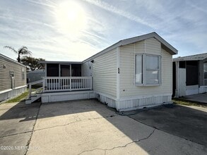 Building Photo - 4825-4A1A A1A S