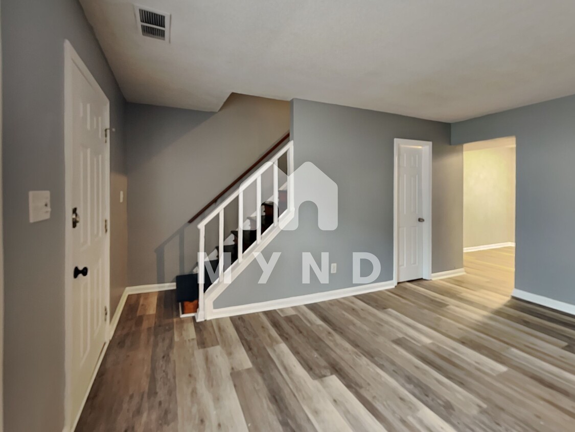 Primary Photo - 5626 Windwood Rd
