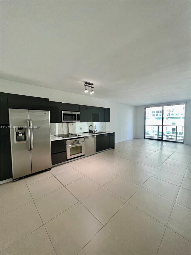 Building Photo - 31 SE 6th St