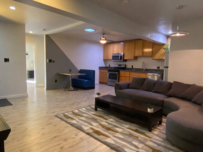 Foto del edificio - 1043 Sanborn Ave