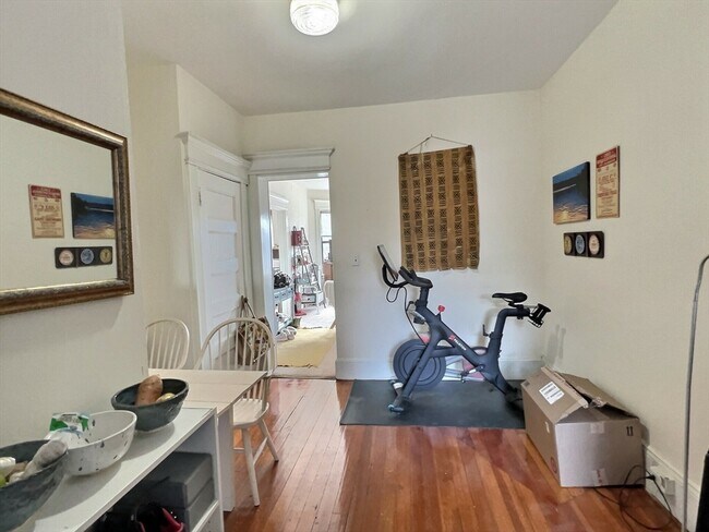 Foto del edificio - 1382 Beacon St