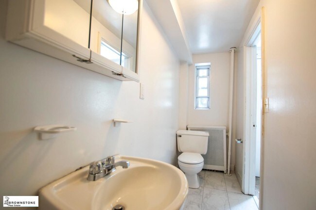 Foto del edificio - 270 Union Street