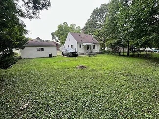 Building Photo - Fully Remodeled 3-Bedroom Home in Dearborn Heights — Great Location, Ready for You