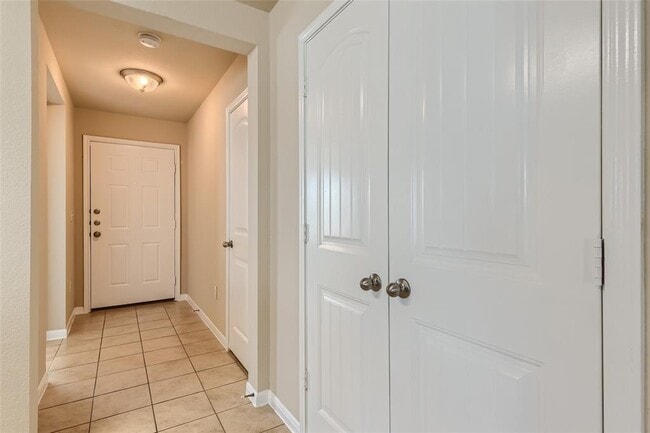 Building Photo - 5704 Montrelia Dr