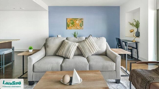 Building Photo - 777 Preston St