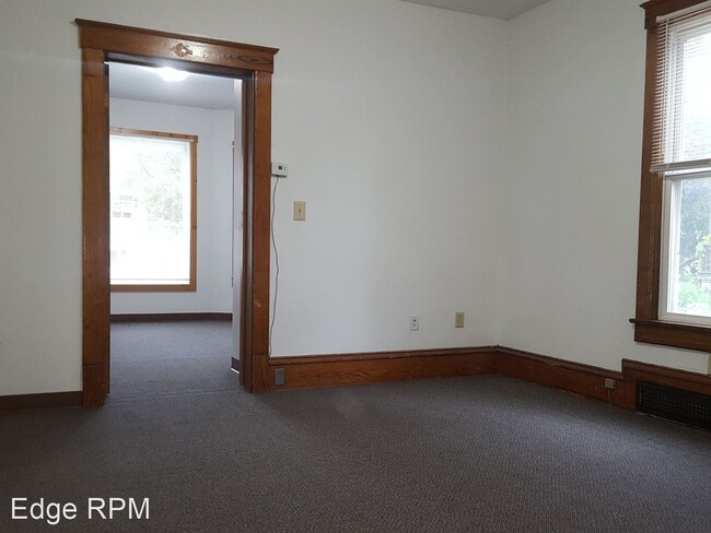 Building Photo - 2311 Olive St