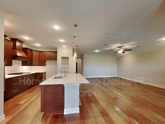Building Photo - 4925 Remington Falls Dr