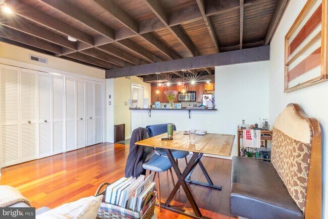 Foto del edificio - 844-46 N 29th St
