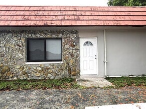 Building Photo - 7635 SW 10th St
