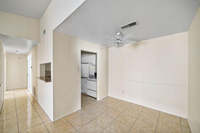 Building Photo - 12618 Ashford Meadow Dr