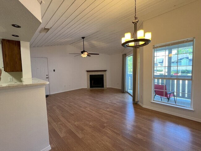 Foto del edificio - 91 Crown Knoll Ct