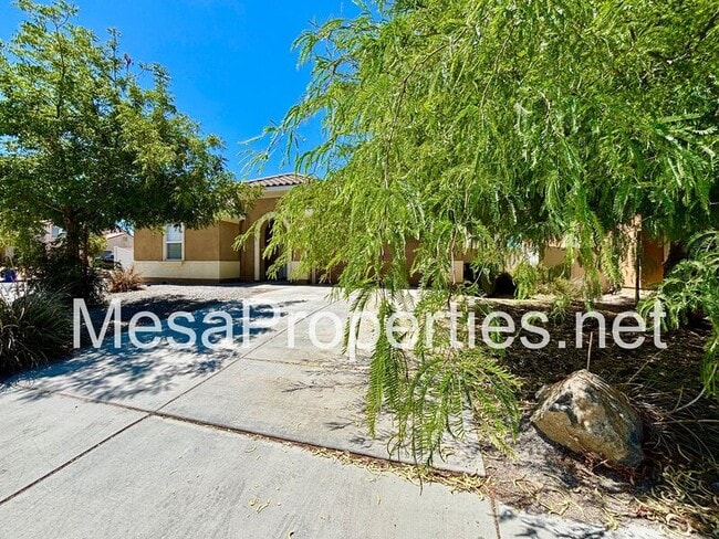 Building Photo - 15818 Iron Canyon Ln