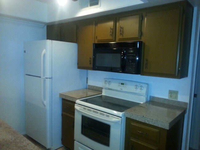 Foto del edificio - 8841 N 8th St