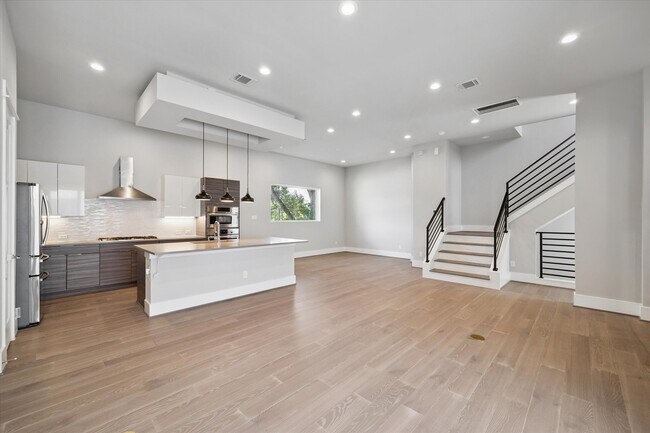 Foto del edificio - 1621 Wheeler Ave