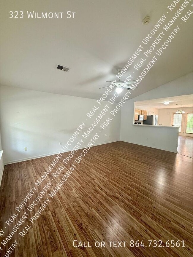 Foto del edificio - 323 Wilmont St
