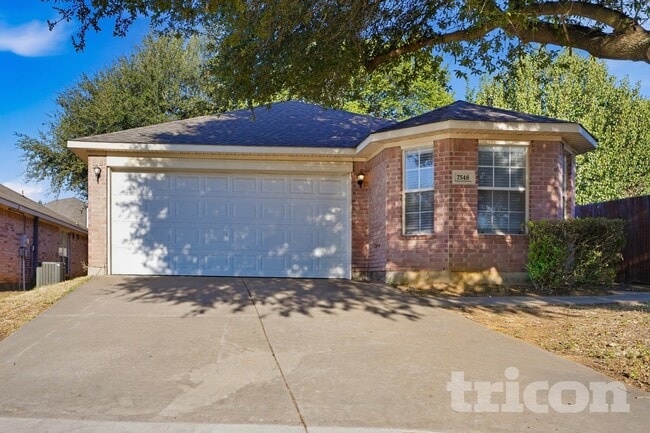 Building Photo - 7548 Ashcroft Cir