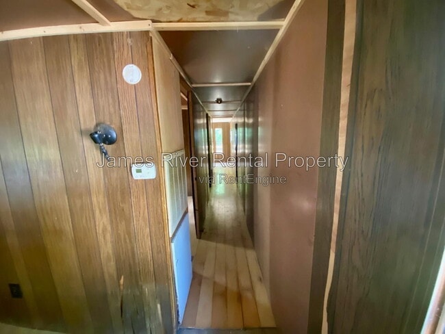 Building Photo - 117 Pomona Ct