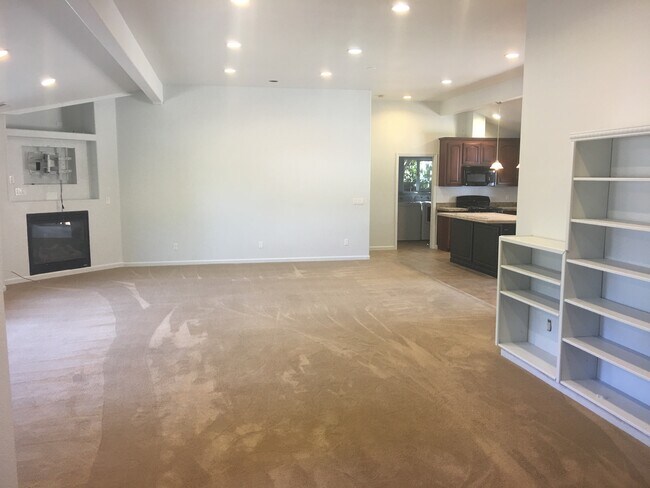 Building Photo - 3311 Rubicon Way