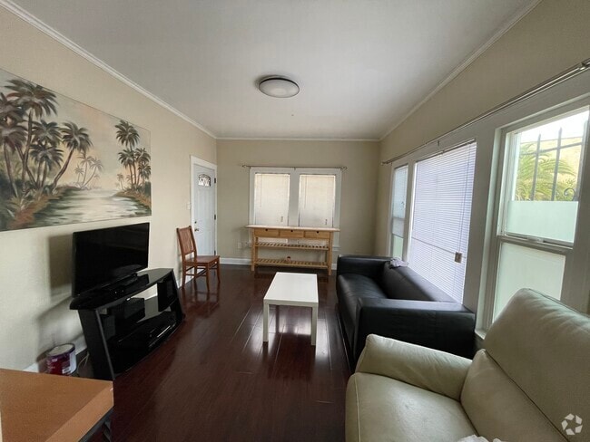 Building Photo - 4914 Lemon Grove Ave