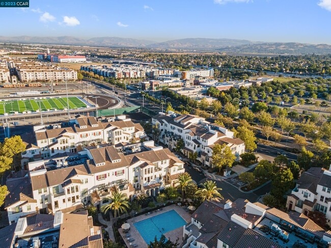 Building Photo - 4323 Clarinbridge Cir