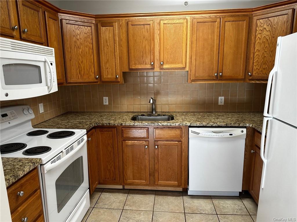 242 Tate Ave, Cortlandt, NY 10547 Room for Rent in Cortlandt, NY