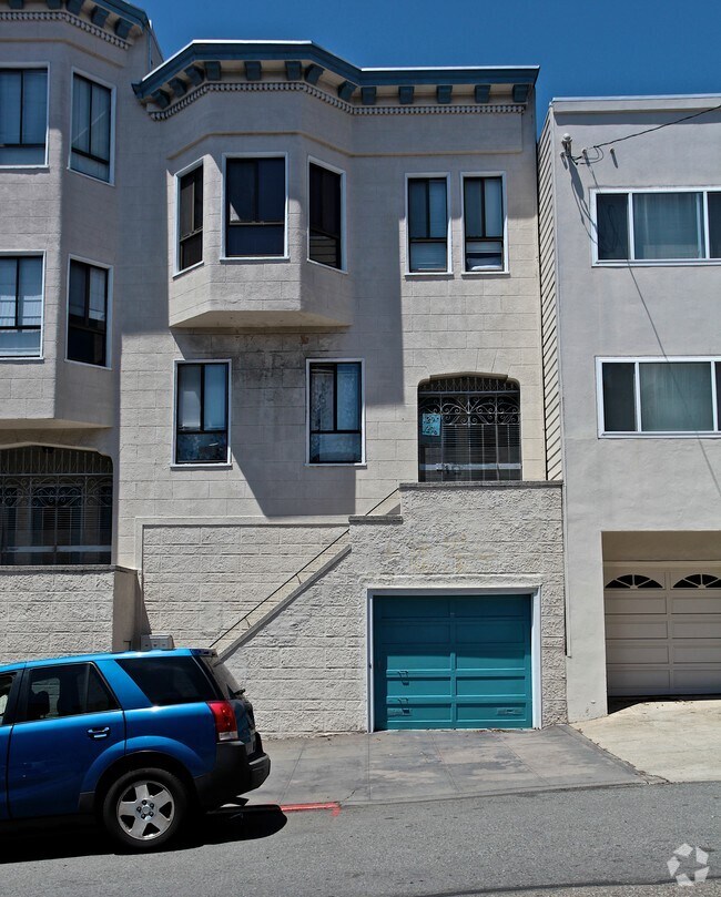 Building Photo - 1274-1284 Vallejo St