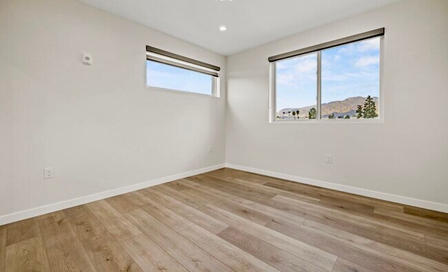Foto del edificio - 429 Oak St